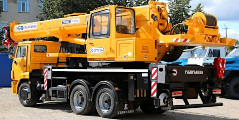 КС-55713-1В-4 Автомобильный кран