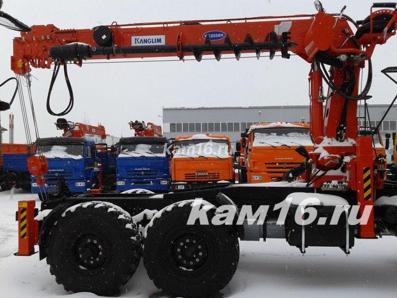 Тягач КАМАЗ 43118 с КМУ Kanglim 2056 ямобур